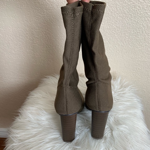 Olive ankle boots - Picture 5 of 5